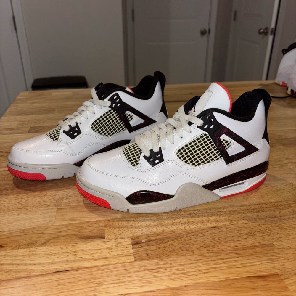 Jordan Women's Sneakers in White and Red